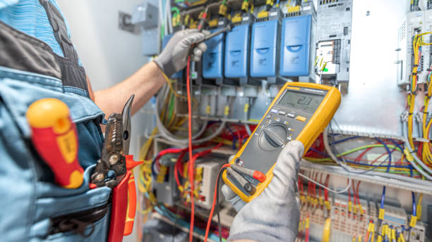 Best Emergency Electrical Repair  in Refugio, TX